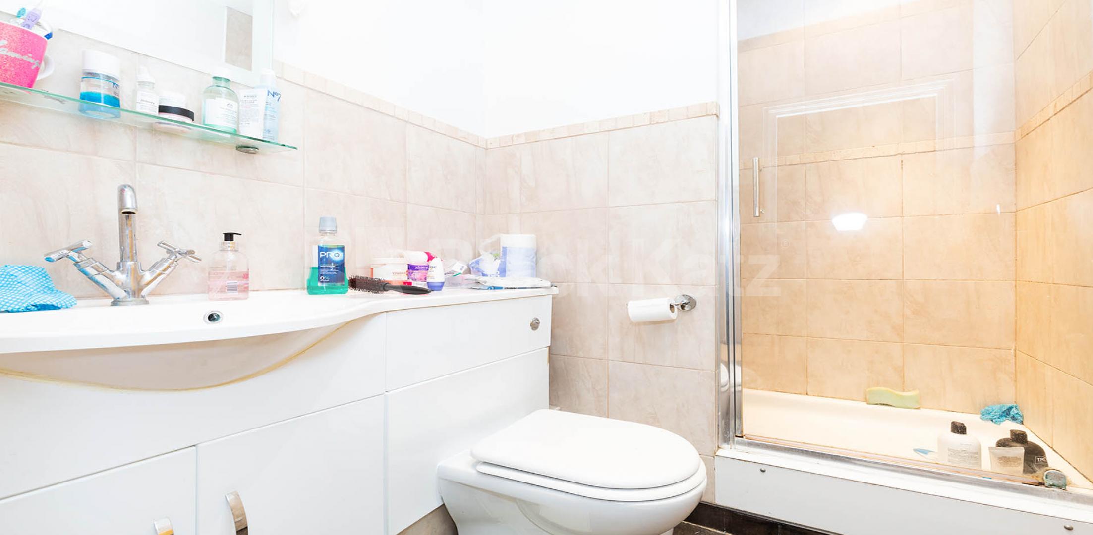 			SECURE PARKING AND ONSITE GYM INC, 2 Bedroom, 1 bath, 1 reception Apartment			 Northpoint, Tottenham lane, Crouch End